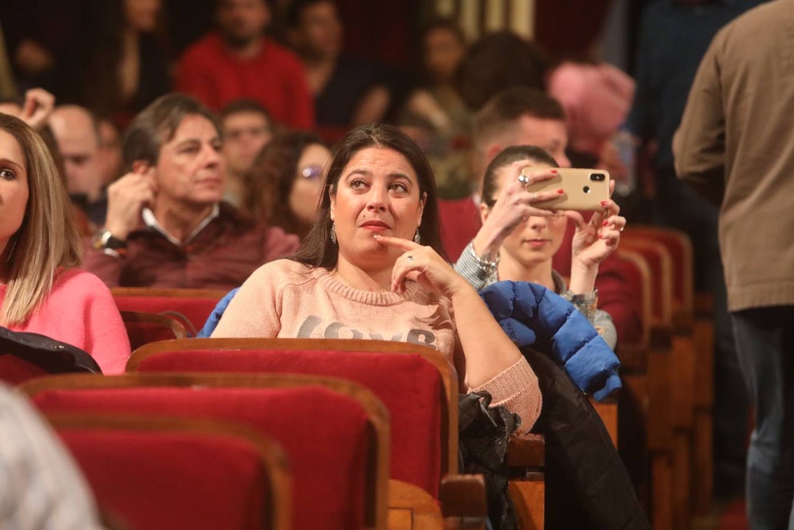 Lunes de COAC en el Falla. ¡Búscate en las fotos!
