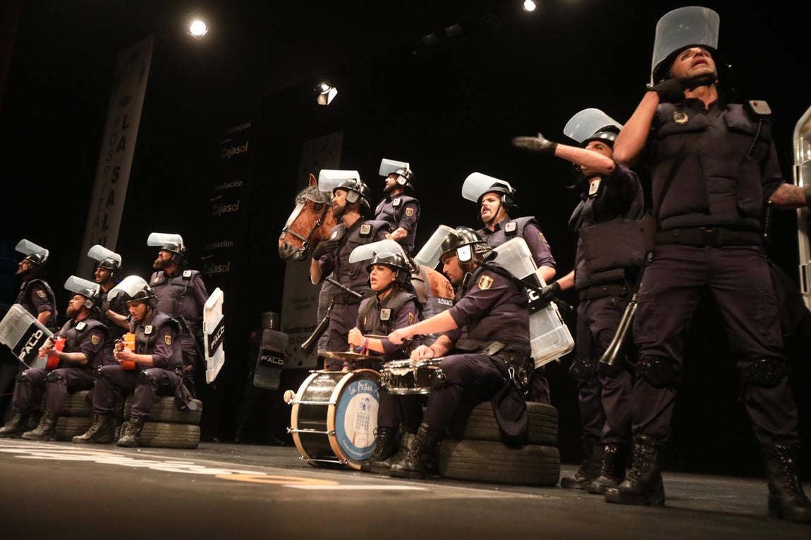 FOTOS: chirigota Los jarabe de palo