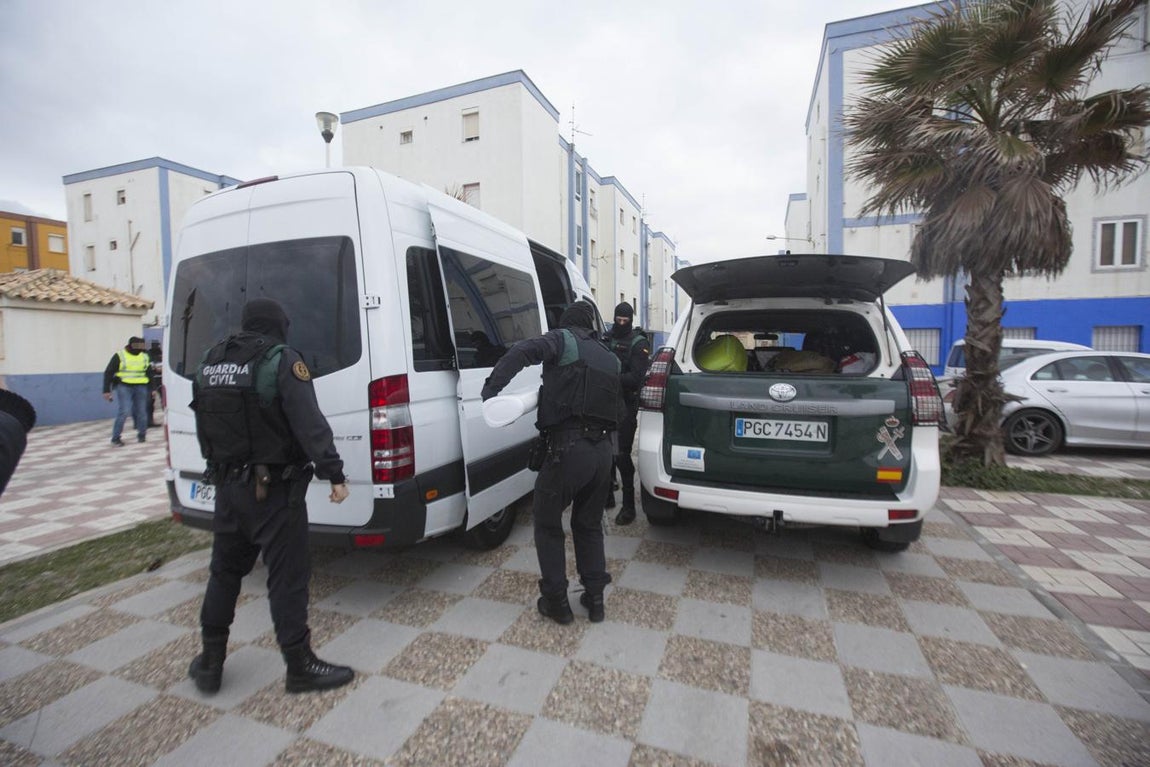 FOTOS: Operación contra el narcotráfico en La Línea