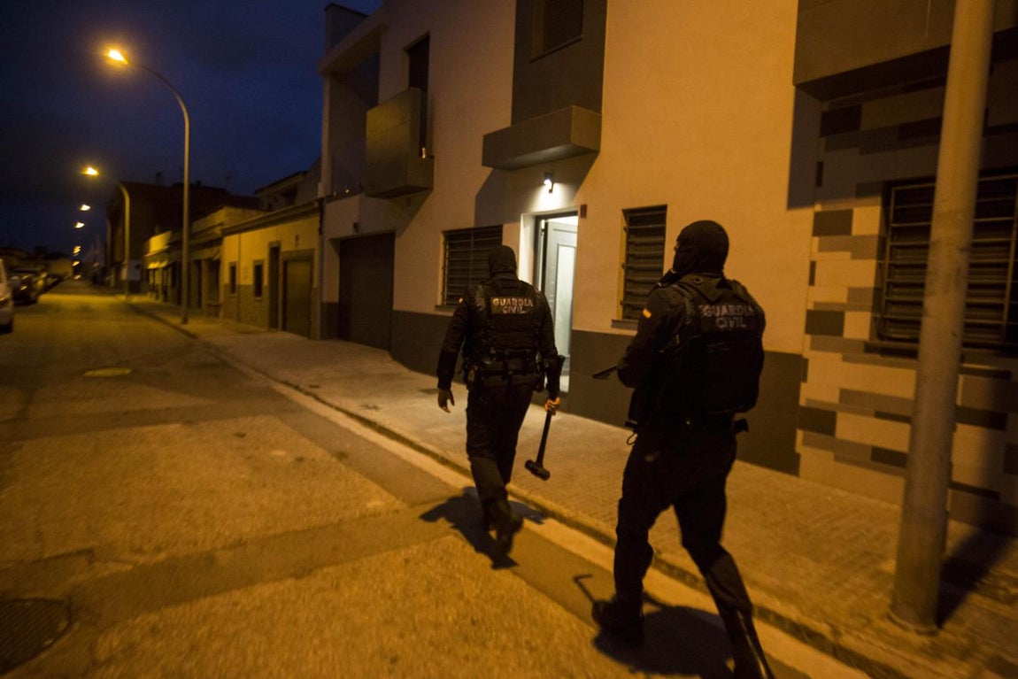 FOTOS: Operación contra el narcotráfico en La Línea