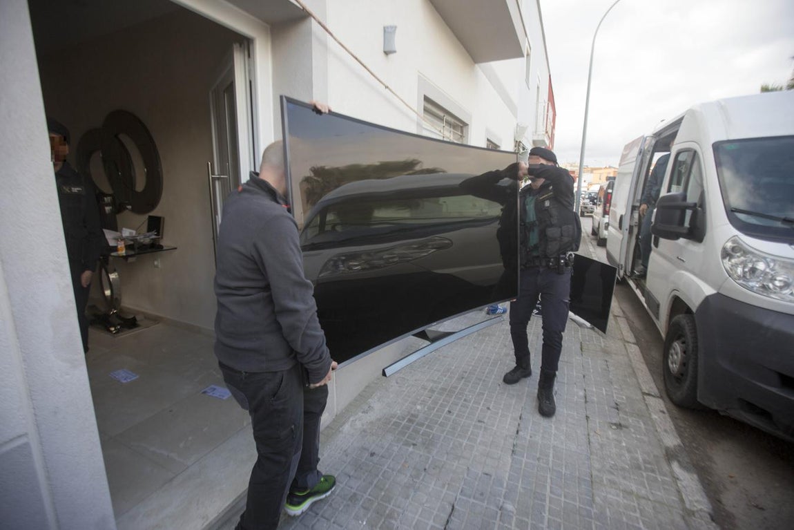 FOTOS: Operación contra el narcotráfico en La Línea