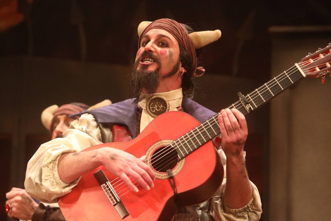 FOTOS: chirigota Los cabronísimos