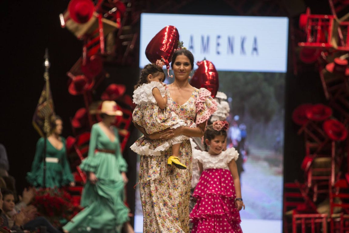 FOTOS: Flamenka, Rocío Martín ‘Degitana’ y Ana Ricardi en la Pasarela Flamenca de Jerez