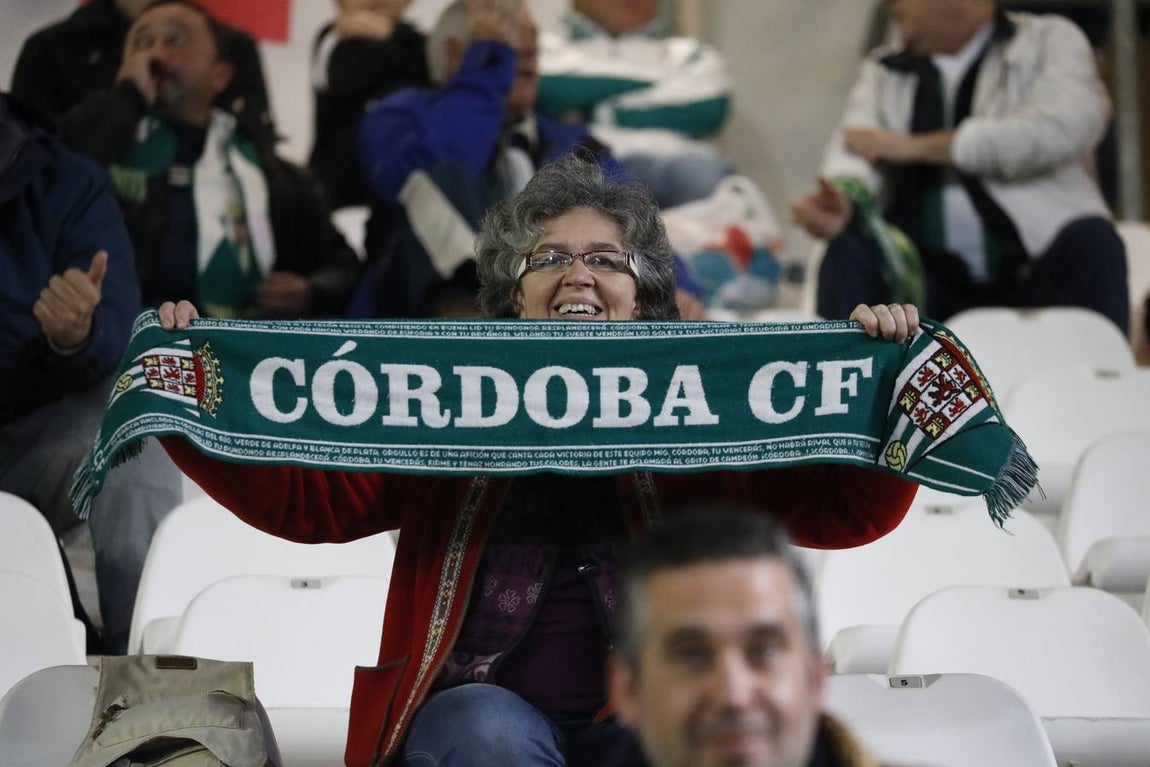 La afición en el Córdoba CF-Granada CF, en imágenes