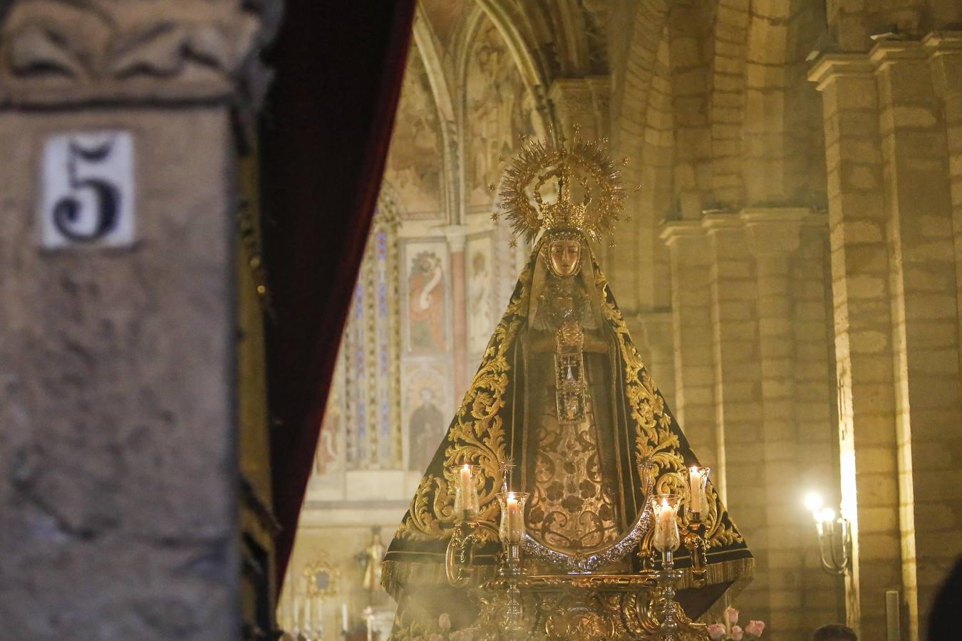 La procesión de la Virgen de Ánimas, en imágenes