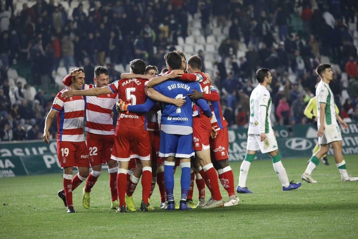 El Córdoba CF-Granada CF, en imágenes