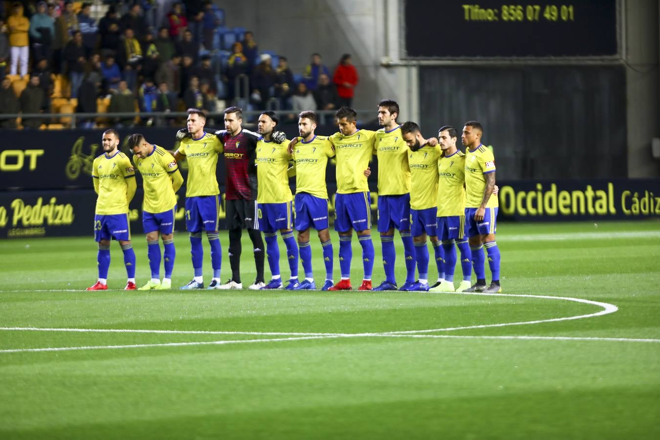 Partido Cádiz-Tenerife (2-0)