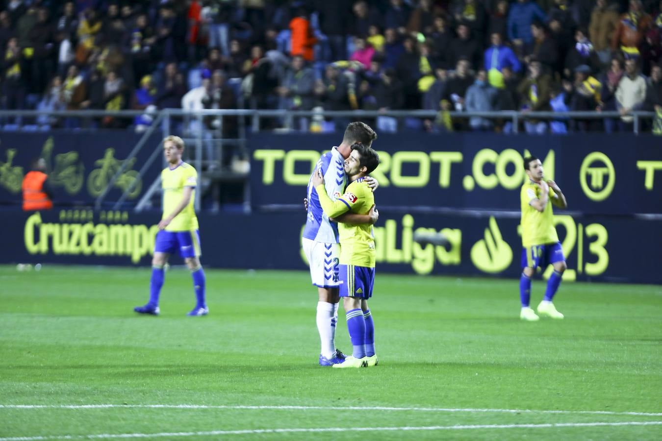 Partido Cádiz-Tenerife (2-0)