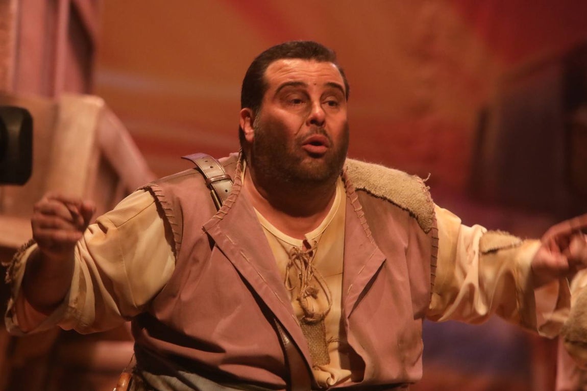 FOTOS: Comparsa A base de palos en el COAC 2019