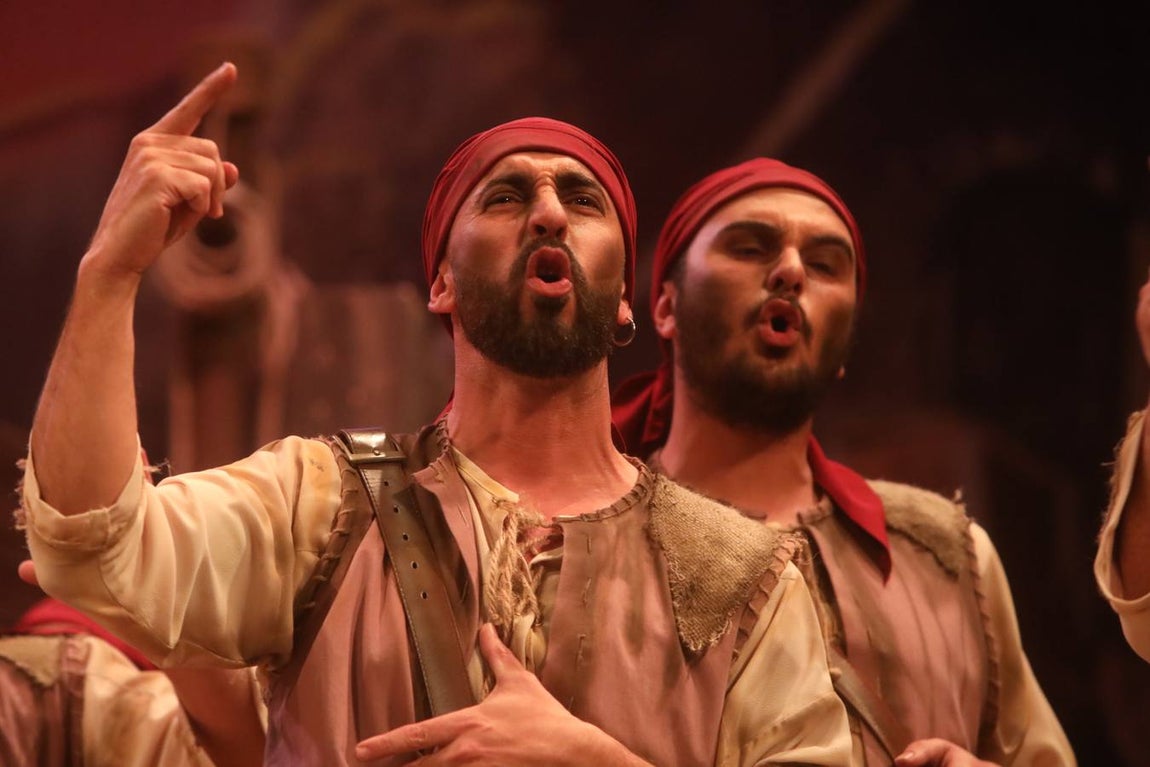 FOTOS: Comparsa A base de palos en el COAC 2019