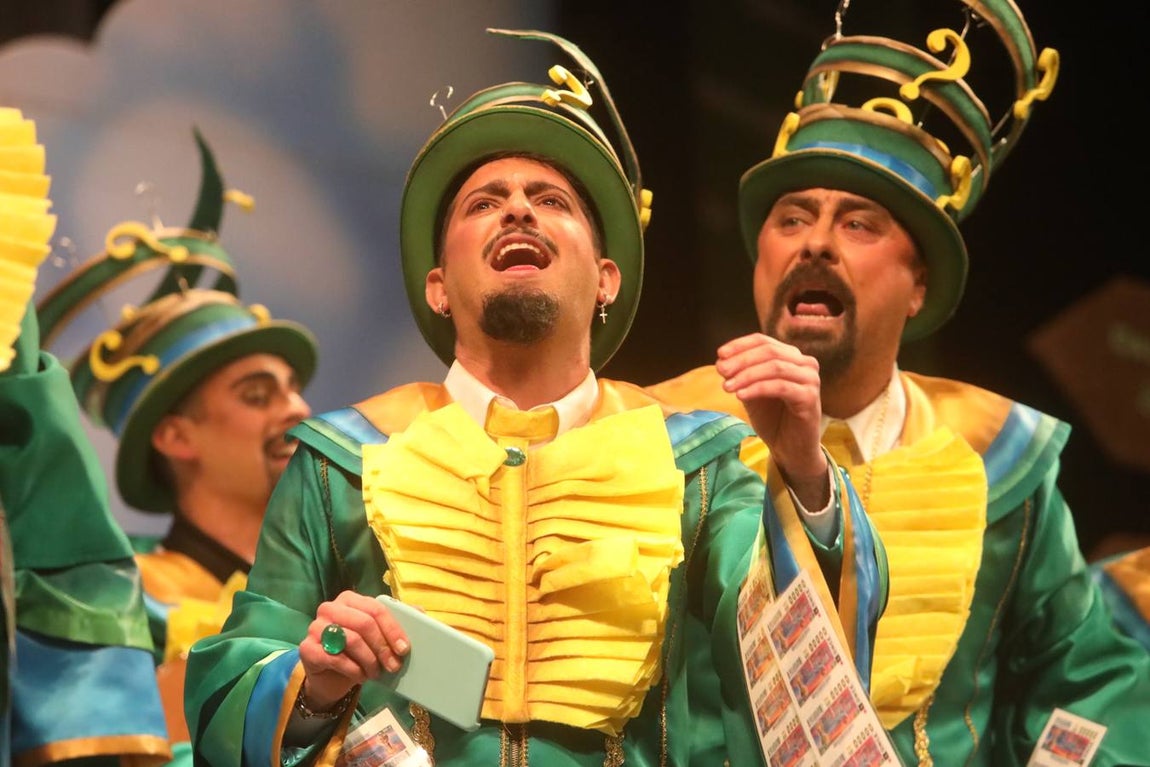 FOTOS: Chirigota Cosas del destino en el COAC 2019