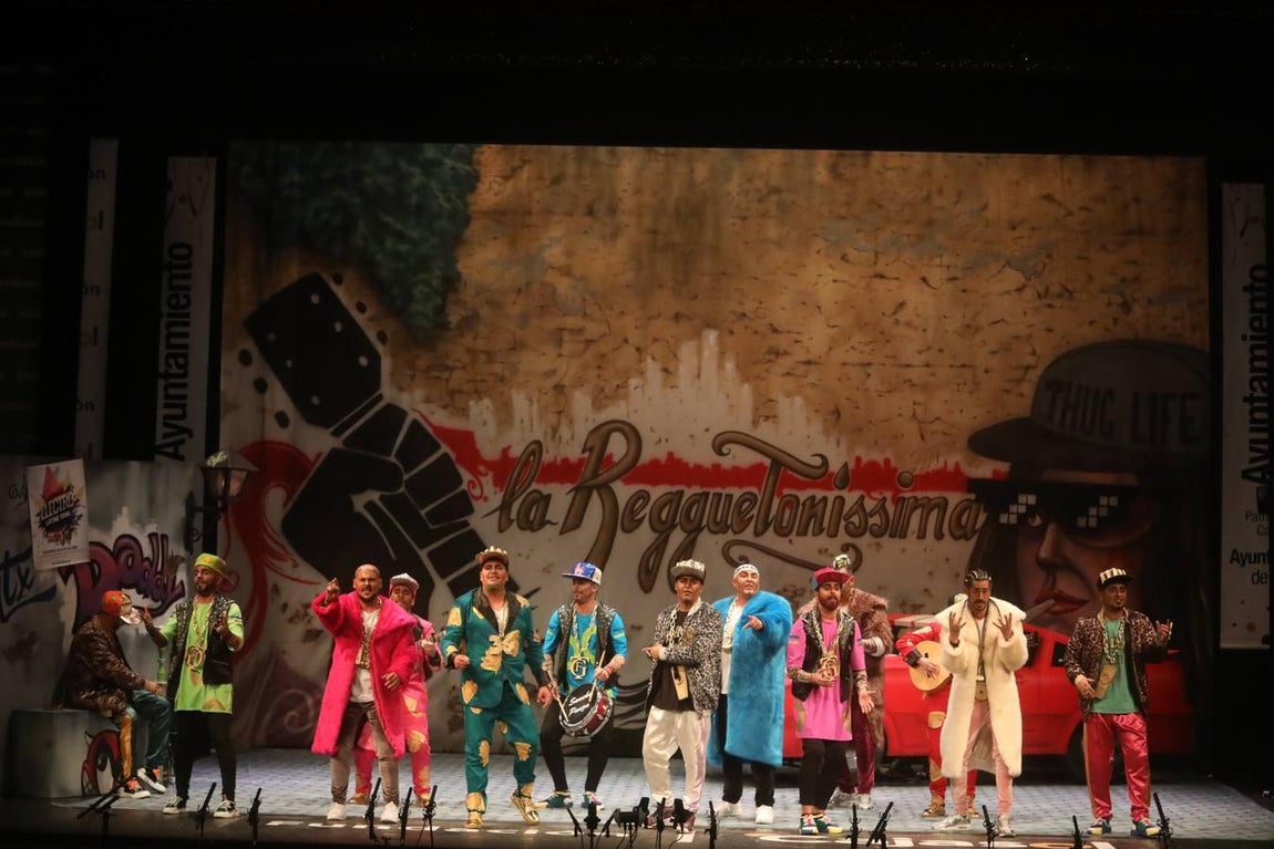 FOTOS: chirigota Daddy Cadi en el COAC 2019