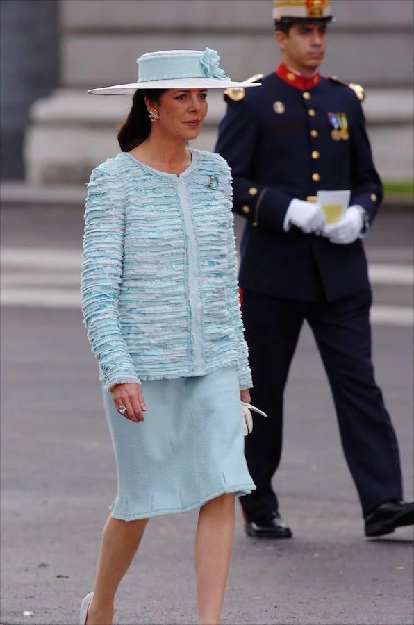 Carolina de Mónaco. Con motivo de la boda del Rey Felipe y la Reina Letizia, en 2004