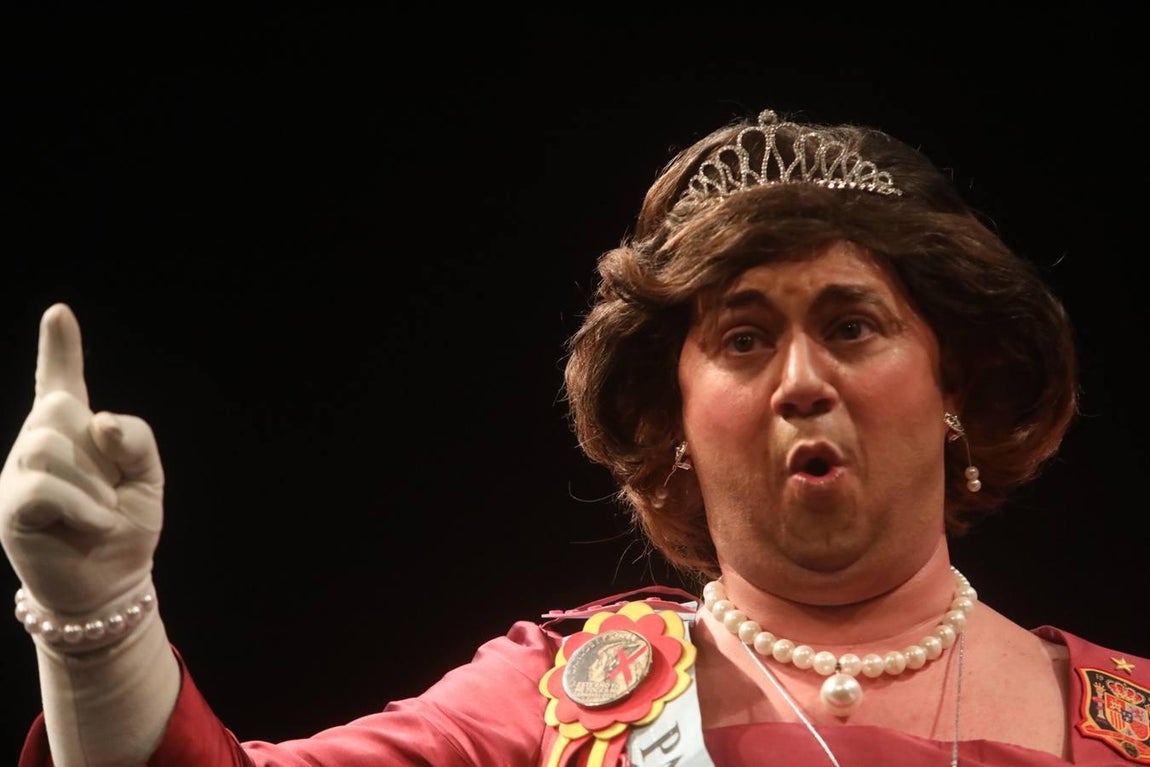 FOTOS: chirigota Este año ya me toca a mí