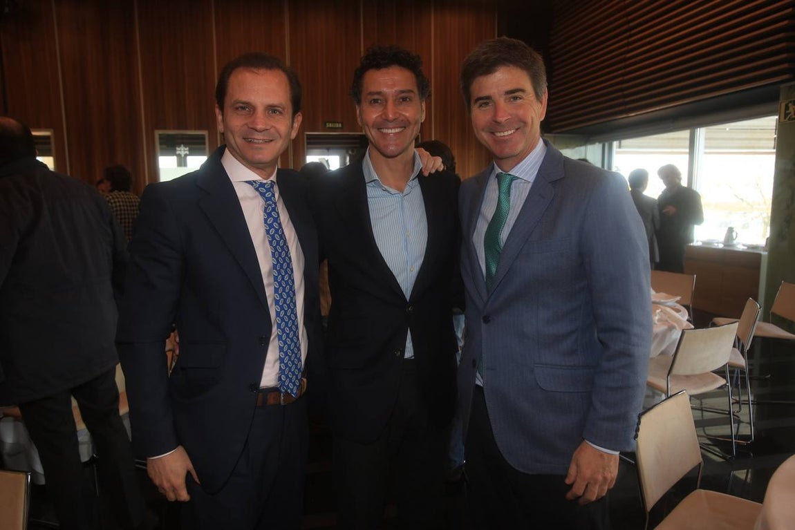 FOTOS: Antonio Garrigues Walker aborda en Cádiz el modelo social actual