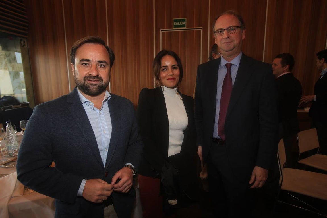 FOTOS: Antonio Garrigues Walker aborda en Cádiz el modelo social actual