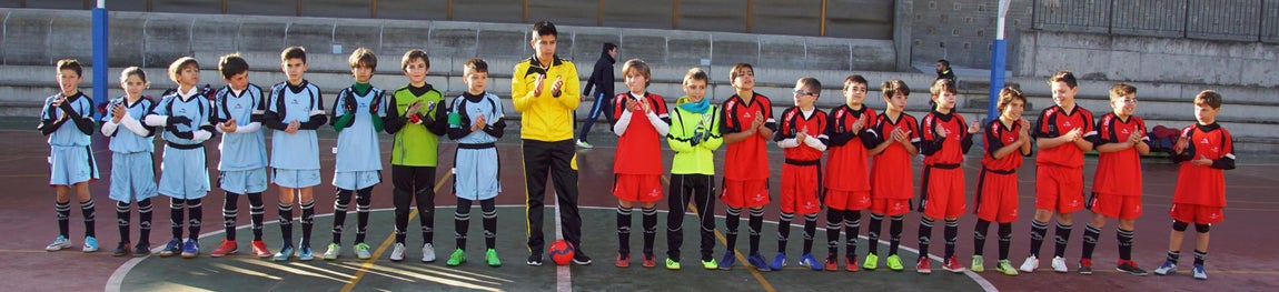 Las mejores imágenes del encuentro de futsal alevín entre el Asunción Cuestablanca y el Amor de Dios. 