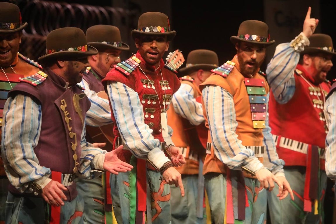 FOTOS: Comparsa Músicos Sin Fronteras en el COAC 2019