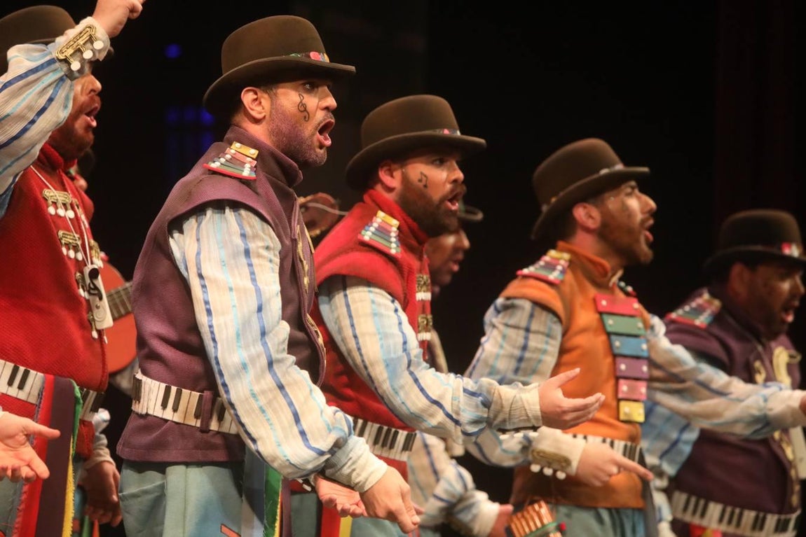 FOTOS: Comparsa Músicos Sin Fronteras en el COAC 2019