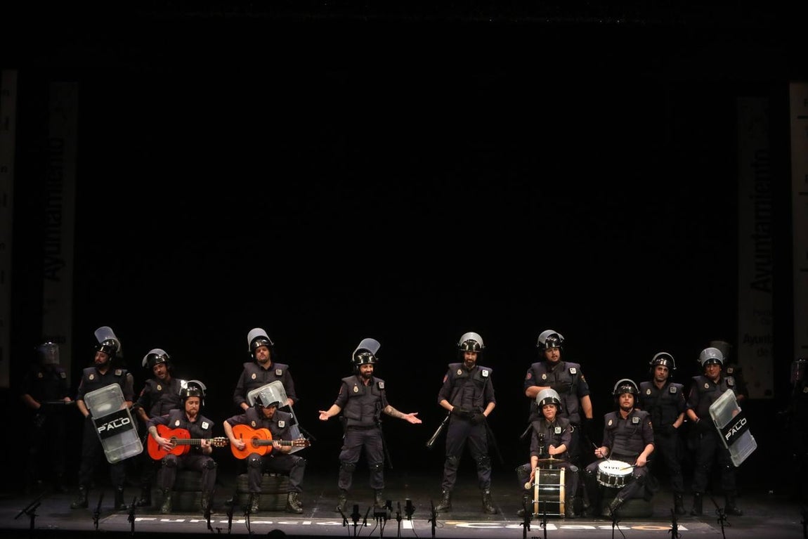 FOTOS: chirigota Los jarabe de palo