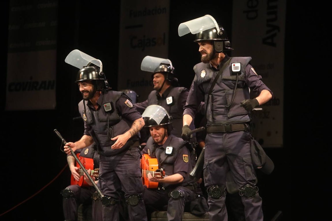 FOTOS: chirigota Los jarabe de palo