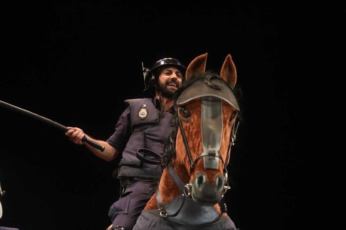 FOTOS: chirigota Los jarabe de palo