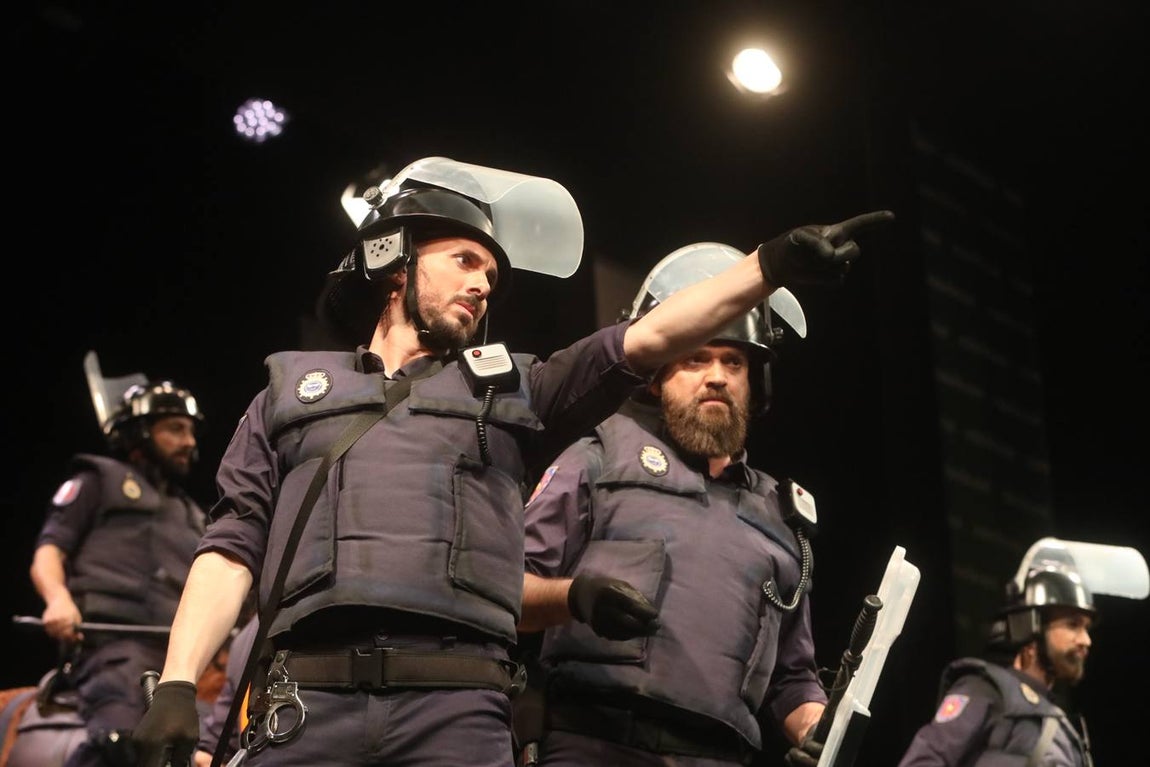 FOTOS: chirigota Los jarabe de palo