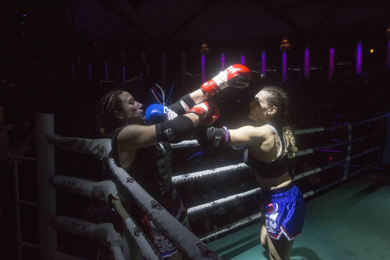 Las espectaculares imágenes del tercer campeonato mundial de muay thai para Carlos Coello