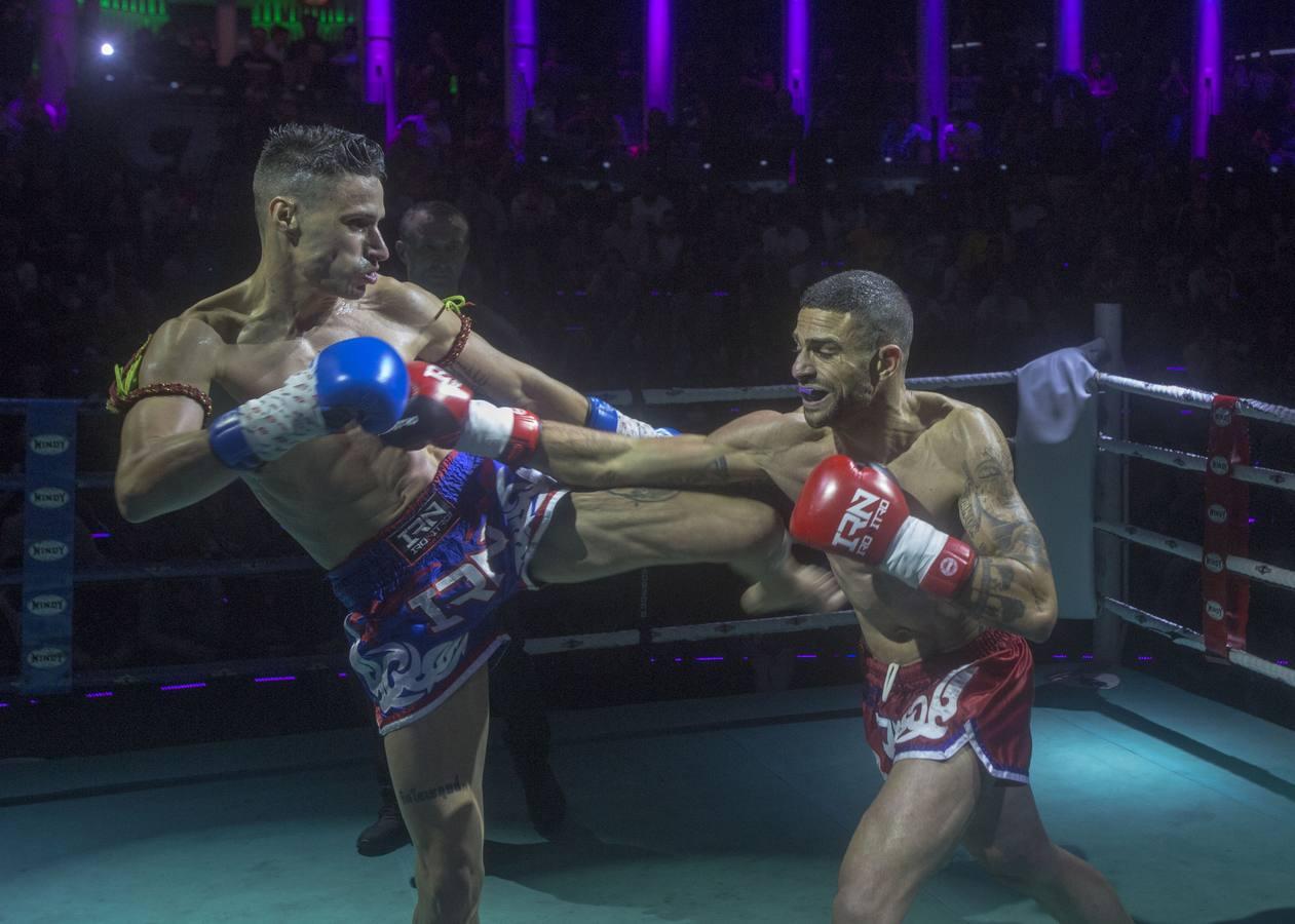 Las espectaculares imágenes del tercer campeonato mundial de muay thai para Carlos Coello