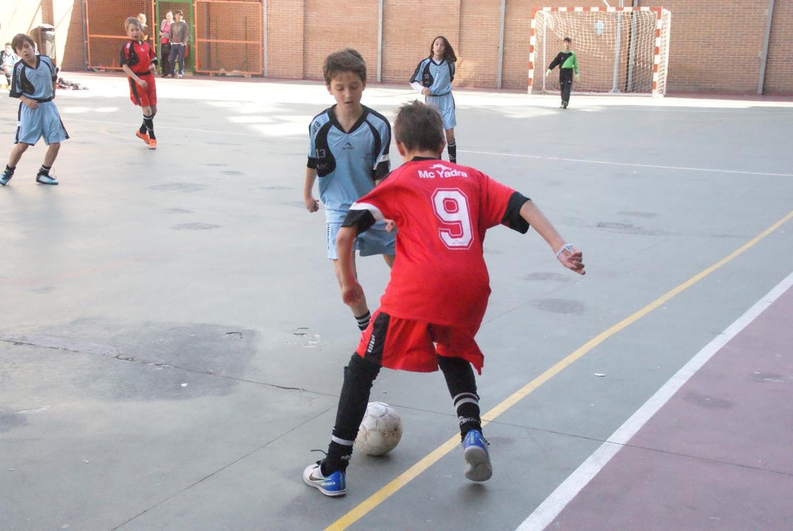 Las mejores imágenes del partido de fútbol sala entre Sagrada Familia Jorge Juan &quot;A&quot; y Nuestra Señora Consolación &quot;B&quot;