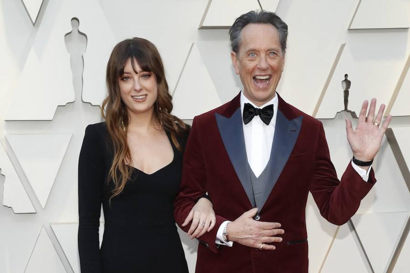 Richard E. Grant y su hija. 