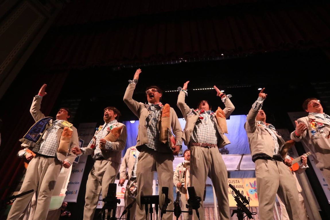 FOTOS: Chirigota Los cachito pan en el COAC 2019