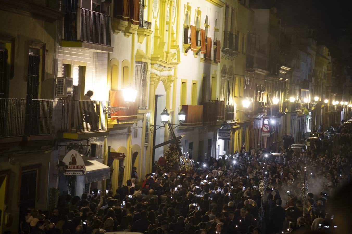 Galería del vía crucis del Cristo de las Tres Caídas de Triana