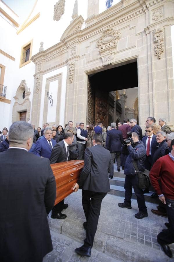 El funeral de Rafa Serna en Santa Cruz, en imágenes