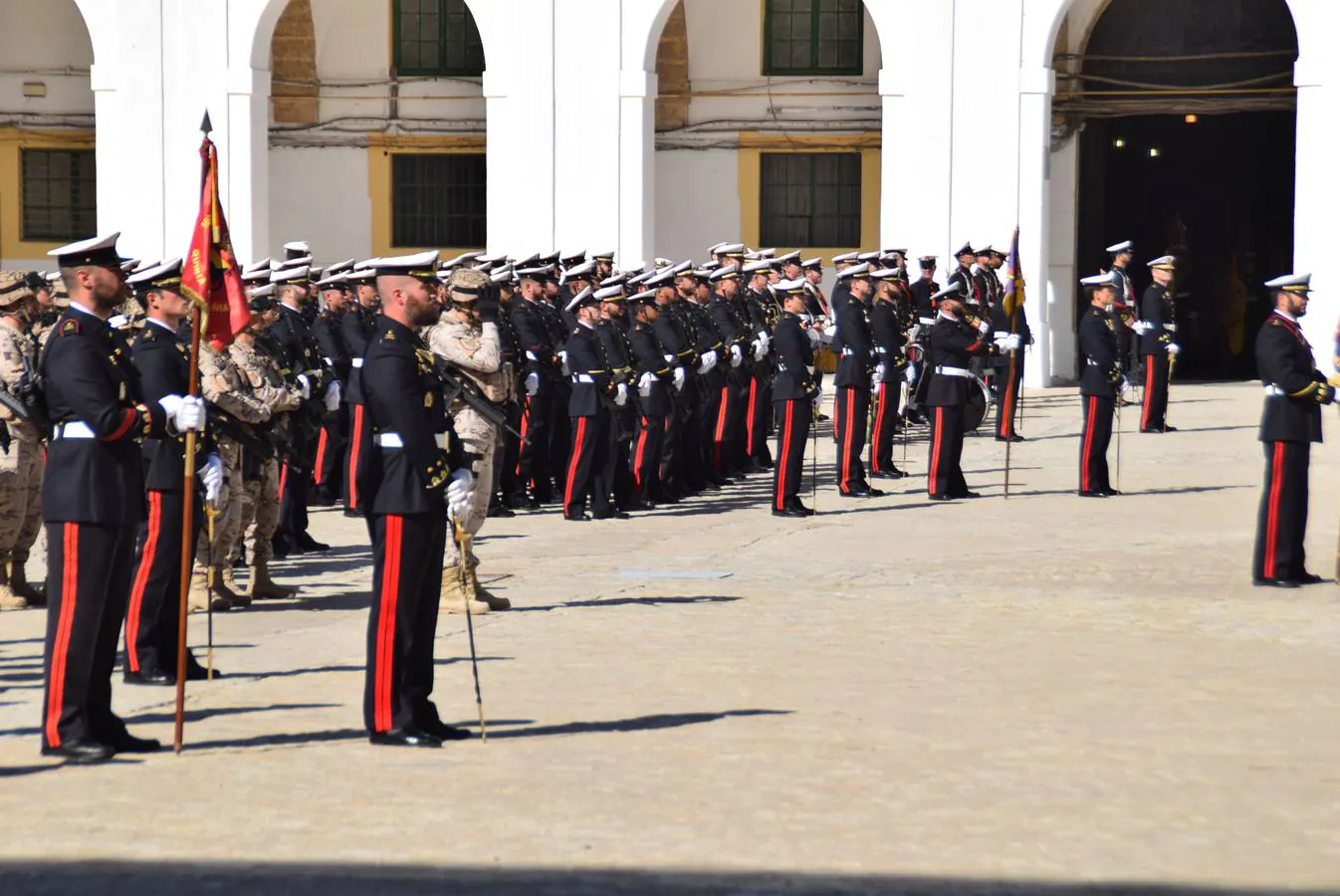 La Infantería de Marina celebra su 482 aniversario en San Fernando