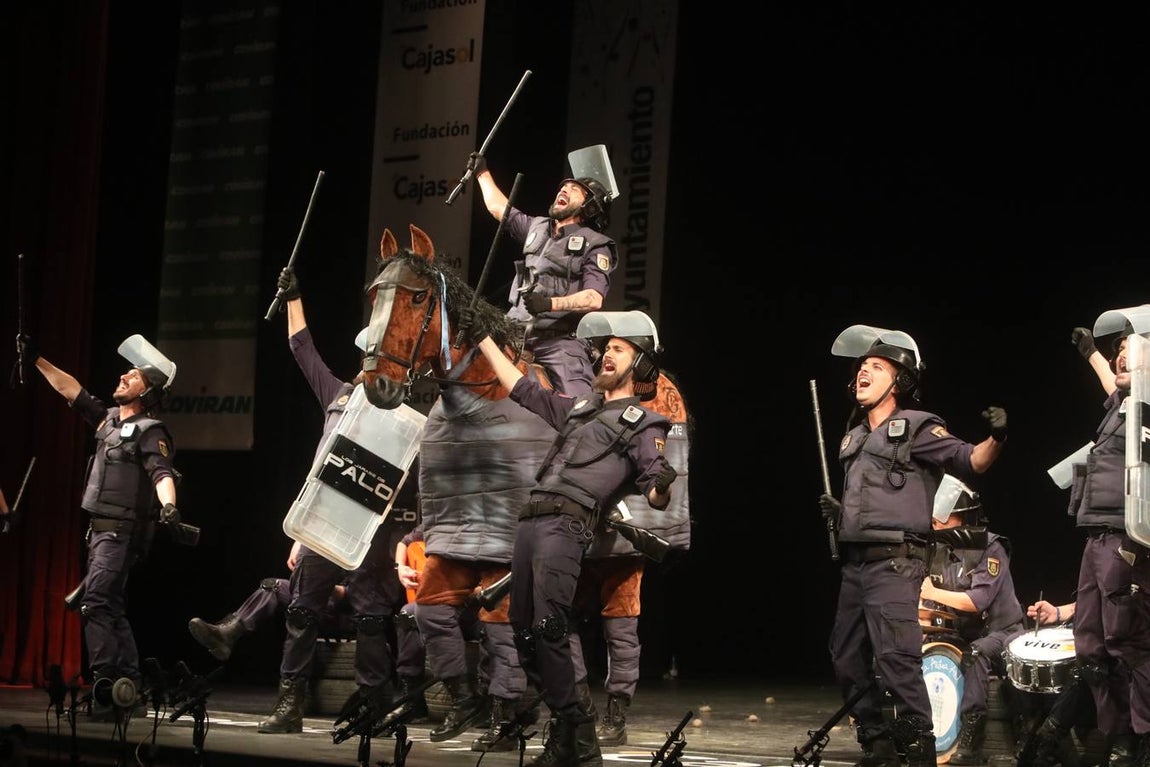 FOTOS: chirigota Los jarabe de palo