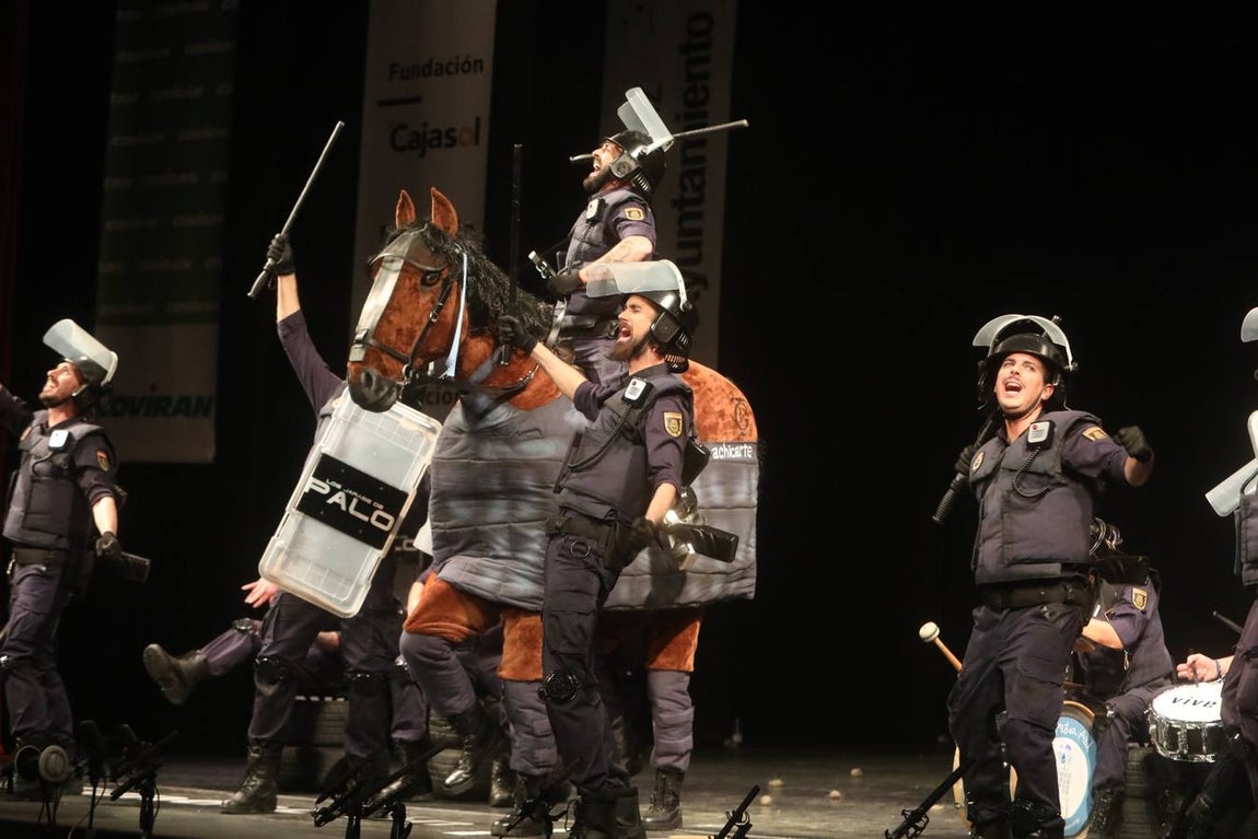 FOTOS: chirigota Los jarabe de palo