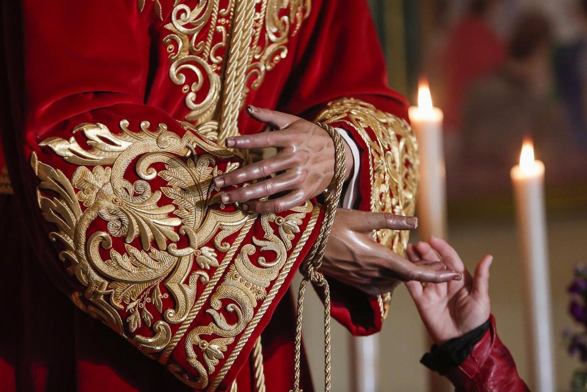 En imágenes, el primer viernes de marzo como antesala de la Cuaresma en Córdoba