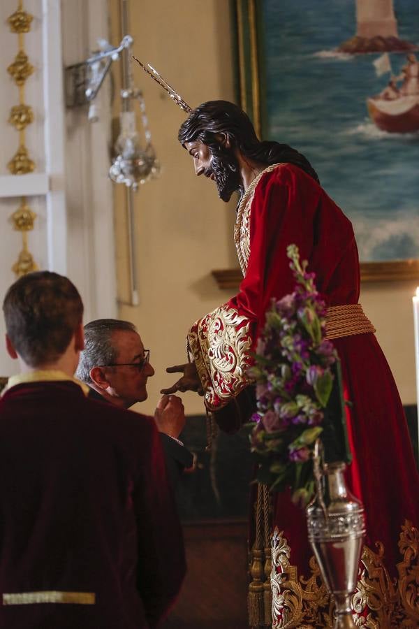En imágenes, el primer viernes de marzo como antesala de la Cuaresma en Córdoba