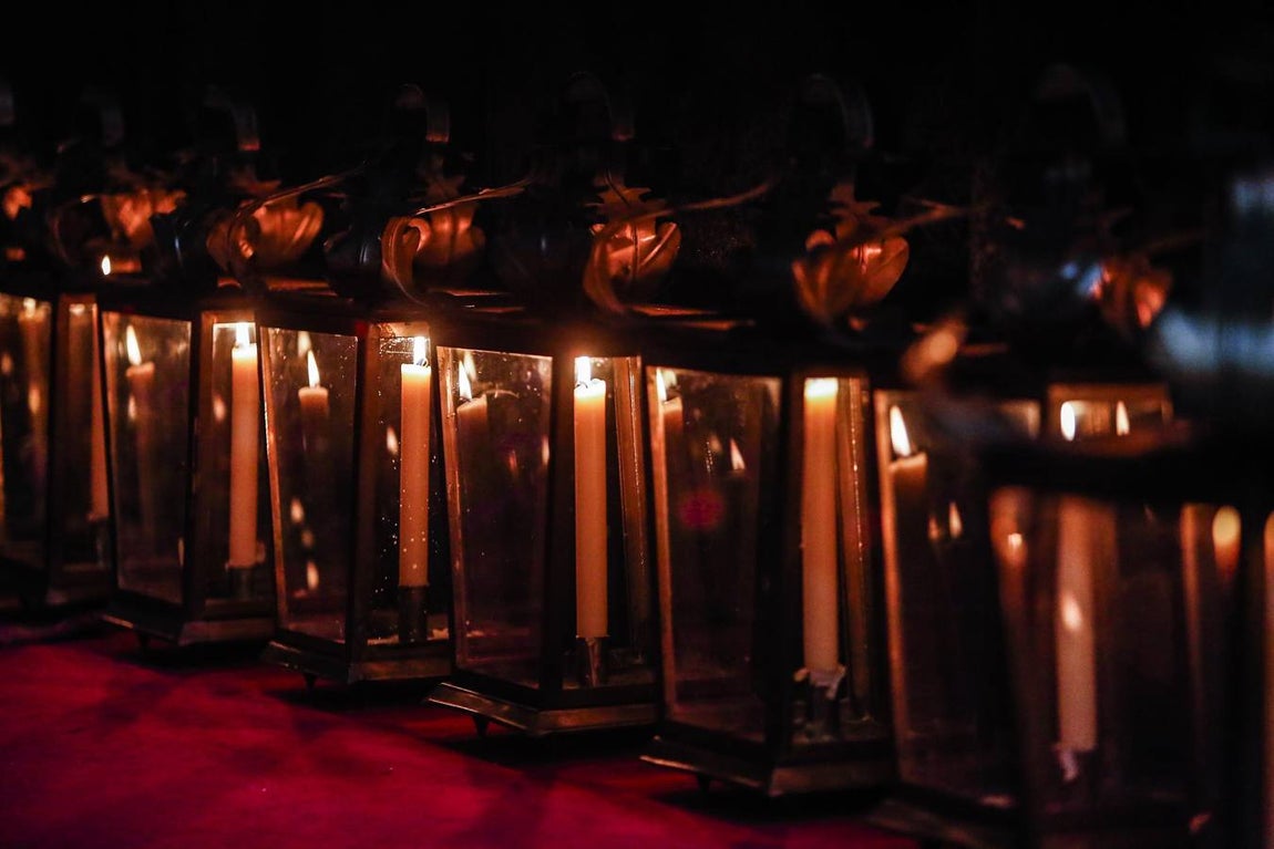 En imágenes, el primer viernes de marzo como antesala de la Cuaresma en Córdoba