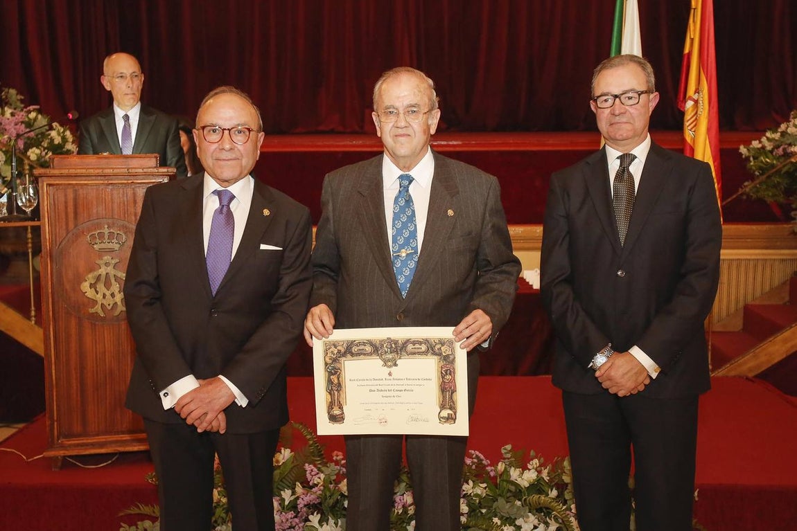 La entrega de las Insignias de Oro del Círculo de la Amistad, en imágenes