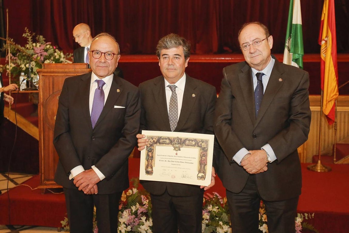 La entrega de las Insignias de Oro del Círculo de la Amistad, en imágenes