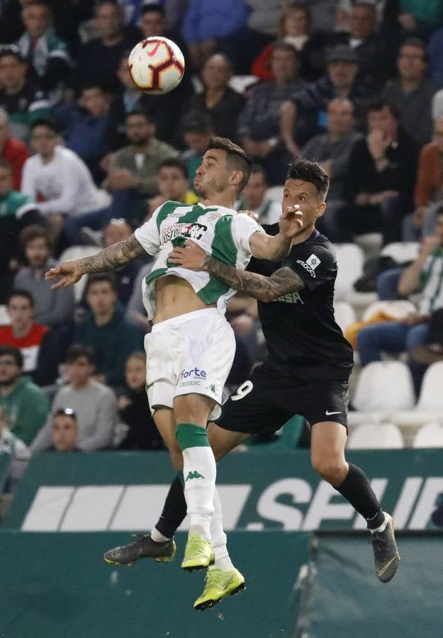Las mejores jugadas del Córdoba-Málaga, en imágenes