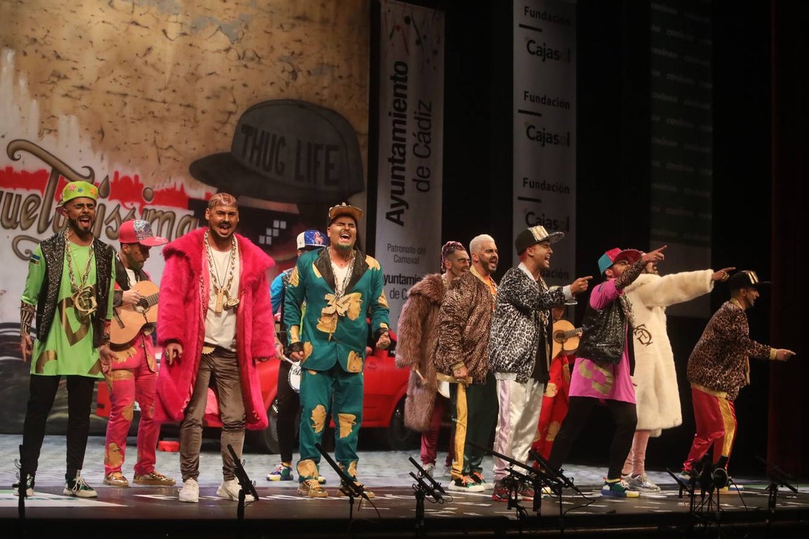 FOTOS: chirigota Daddy Cadi en el COAC 2019