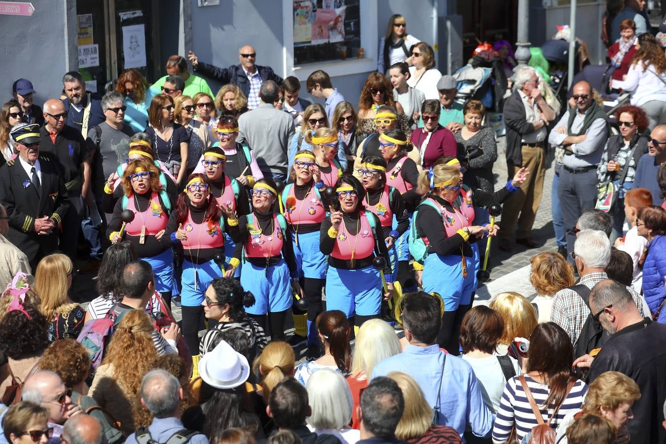 FOTOS: Los coros toman Cádiz en un segundo asalto