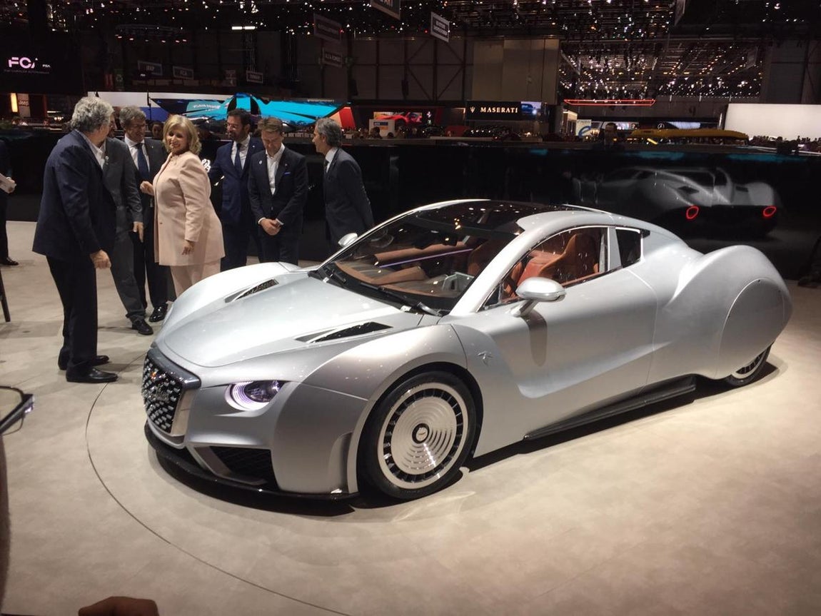 Hispano Suiza. Es una de las grandes protagonistas de Ginebra, ya que la este salón supone el resurgimiento de la marca española con el modelo denominado Carmen. Es un un gran turismo de superlujo 100% eléctrico, con 1.019 CV de potencia y una autonomía de unos 400 km. Sólo se fabricarán 19 unidades del modelo, que tendrá un precio que superará el millón y medio de euros.