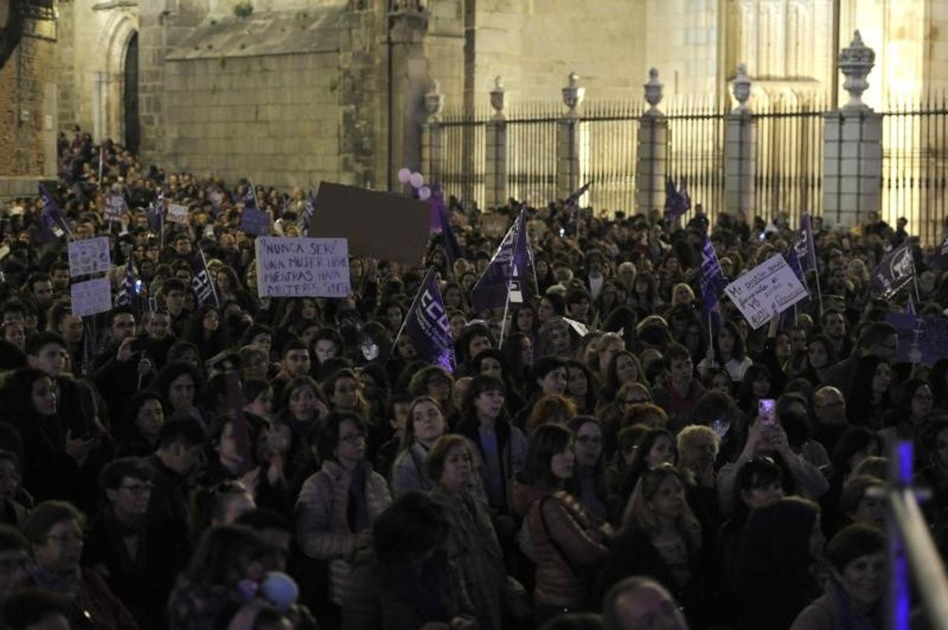 Multitudinaria manifestación en Toledo con motivo del 8-M