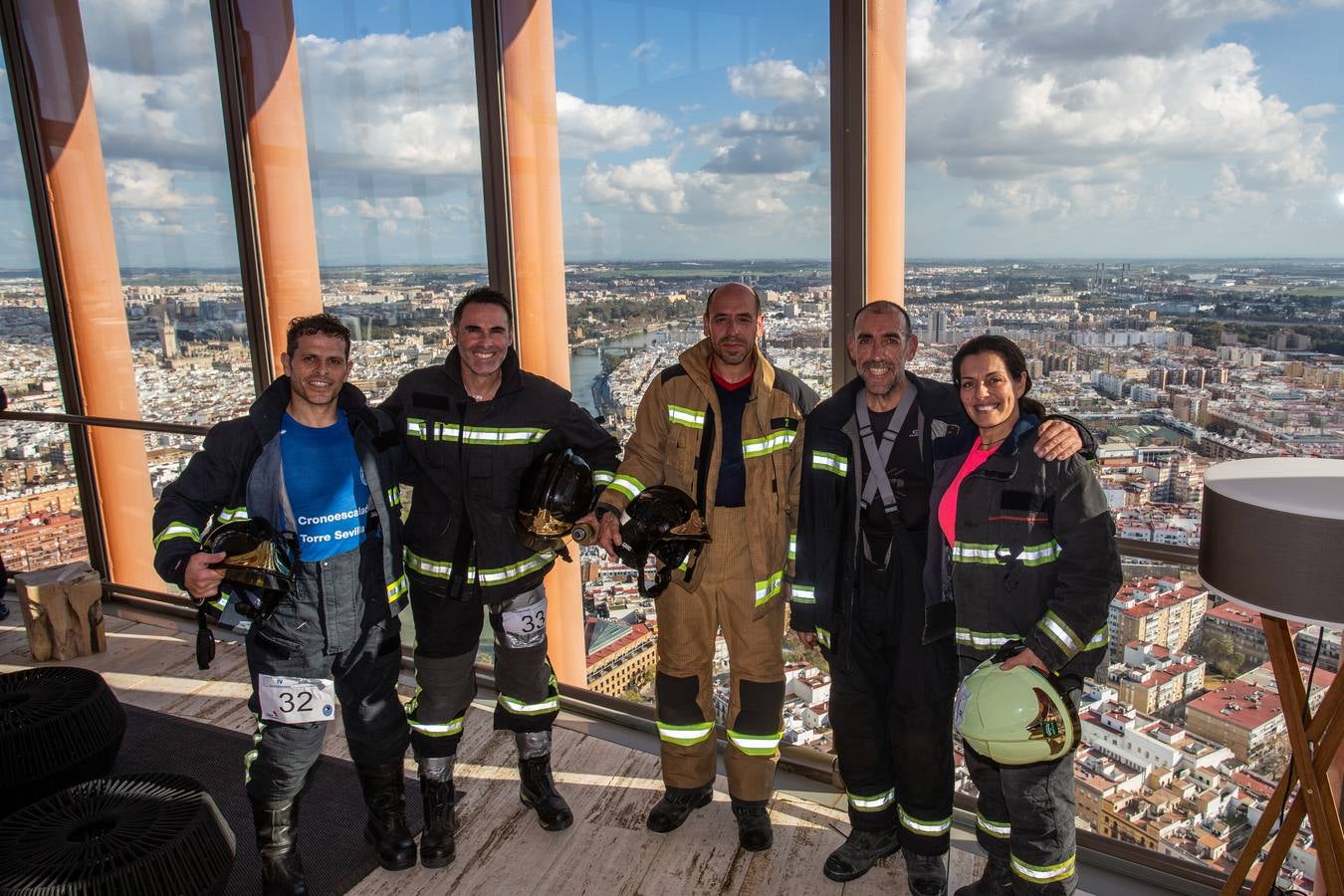 Cronoescalada a la Torre Sevilla, en imágenes