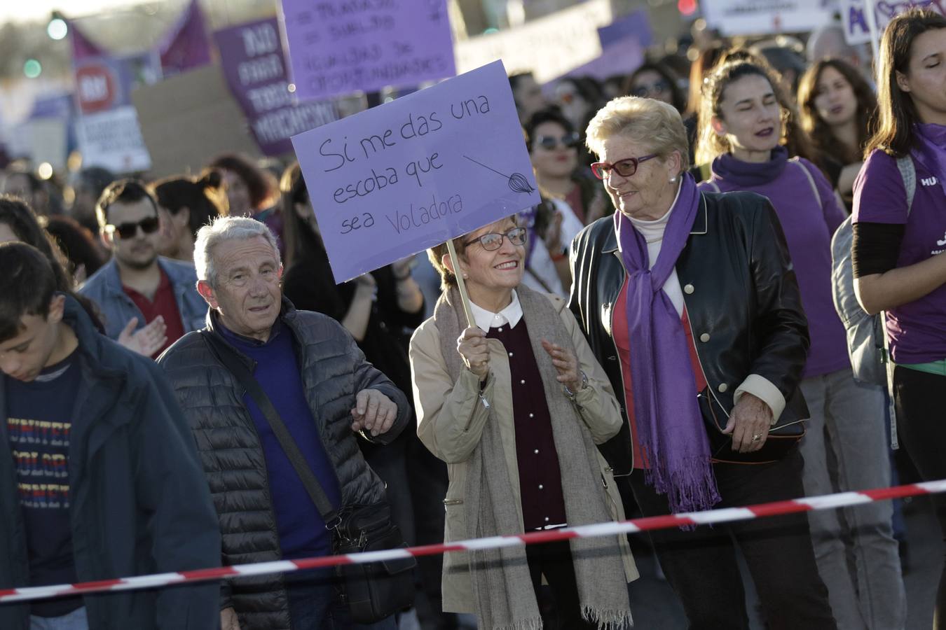 Fotogalería: Así fue la manifestación del 8M en Sevilla