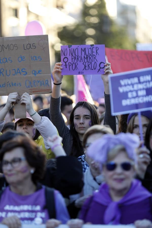 La manifestación del Día de la Mujer, en imágenes